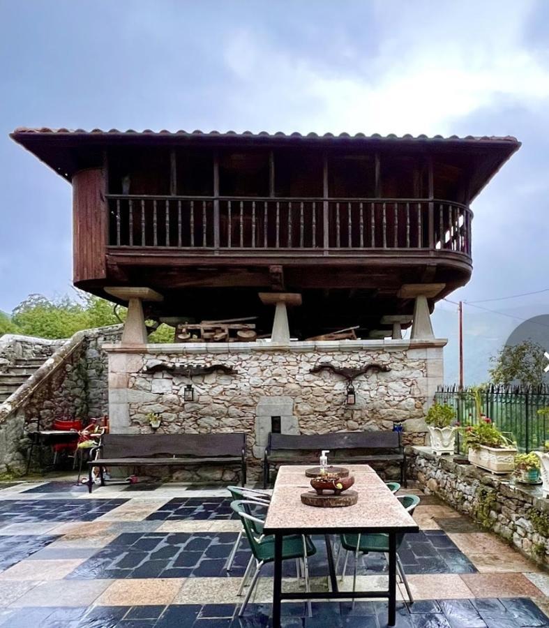 Agroturismo La Casona De Belmonte Ovinana  Exteriör bild