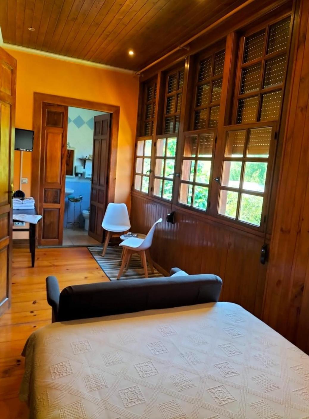 Agroturismo La Casona De Belmonte Ovinana  Exteriör bild