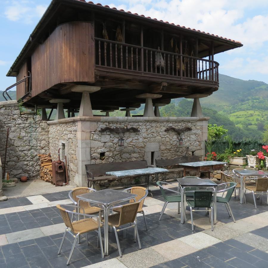 Agroturismo La Casona De Belmonte Ovinana  Exteriör bild