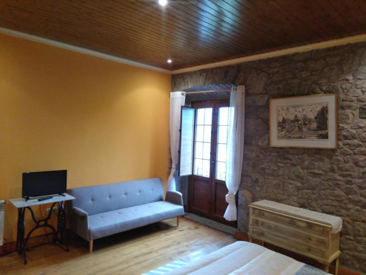 Agroturismo La Casona De Belmonte Ovinana  Exteriör bild
